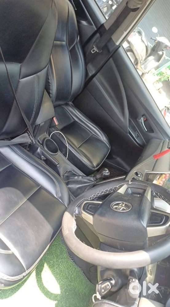 Toyota Innova Crysta G 7 Str, 2017