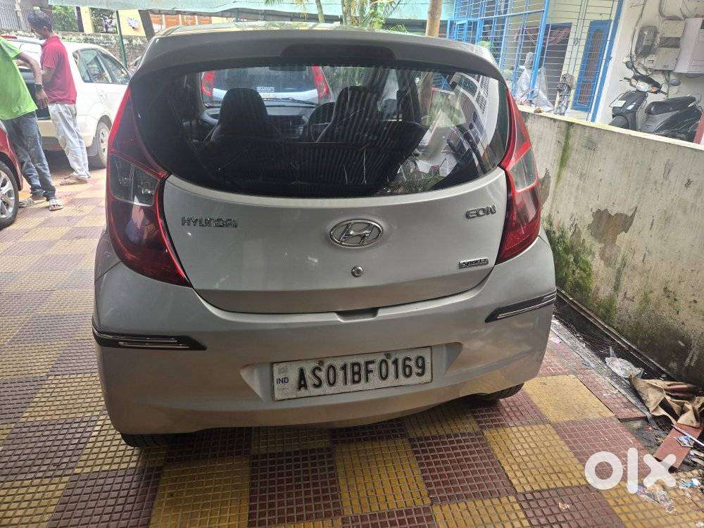 Hyundai Eon Sportz, 2013, Petrol