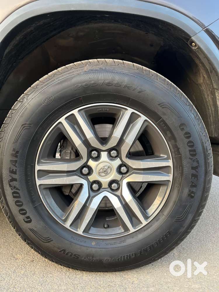 Toyota Fortuner 4x2 At 2.8 Diesel, 2017, Diesel