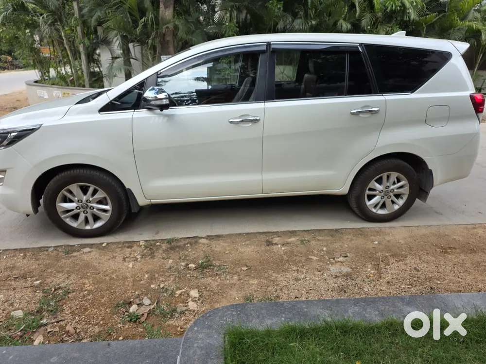 Toyota Innova Crysta 2017