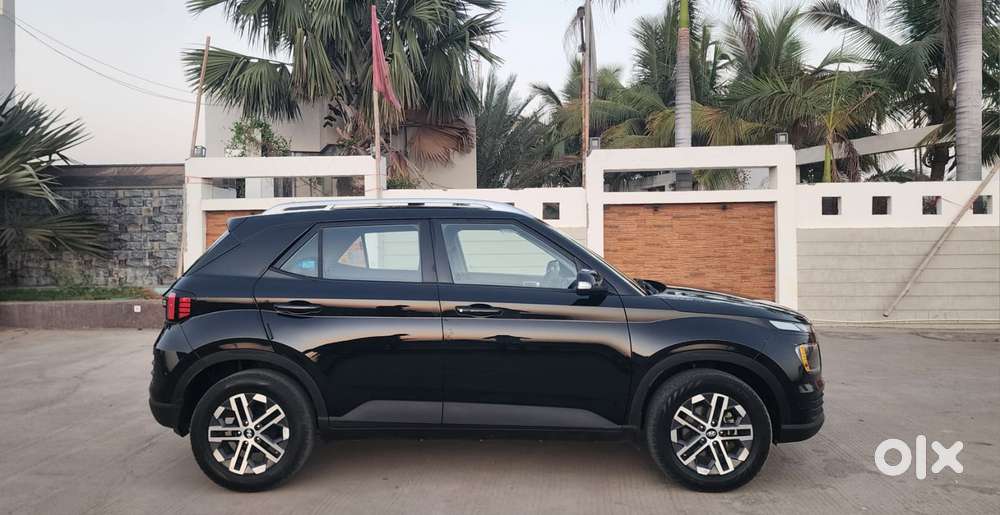 Hyundai Venue Sx Dual Tone Diesel, 2025, Diesel