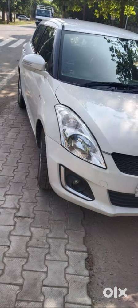 Maruti Suzuki Swift Zdi Plus, 2016, Diesel