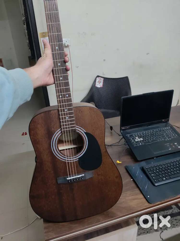 Cort Guitar with yamaha bag