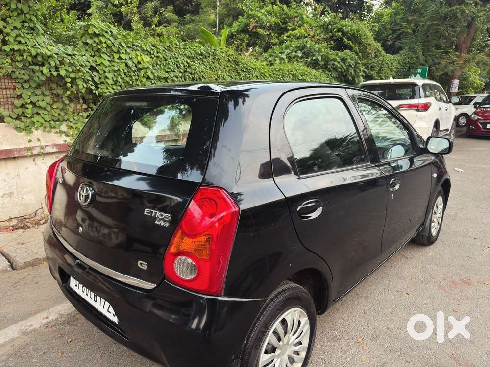 Toyota Etios Liva G, 2012, Petrol