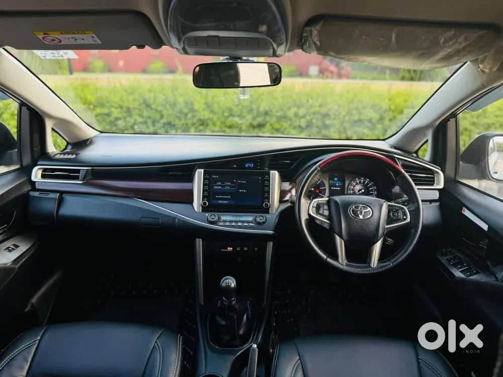 Toyota Innova Crysta [2020-ongoing] 2.4 Vx 7 Str, 2022, Diesel