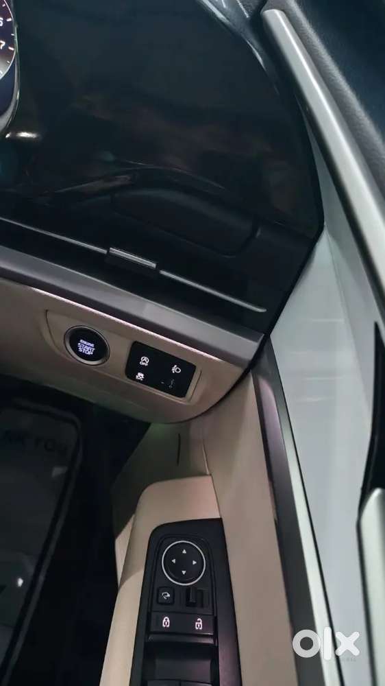 Kia Carens 1.5 Plus 2024