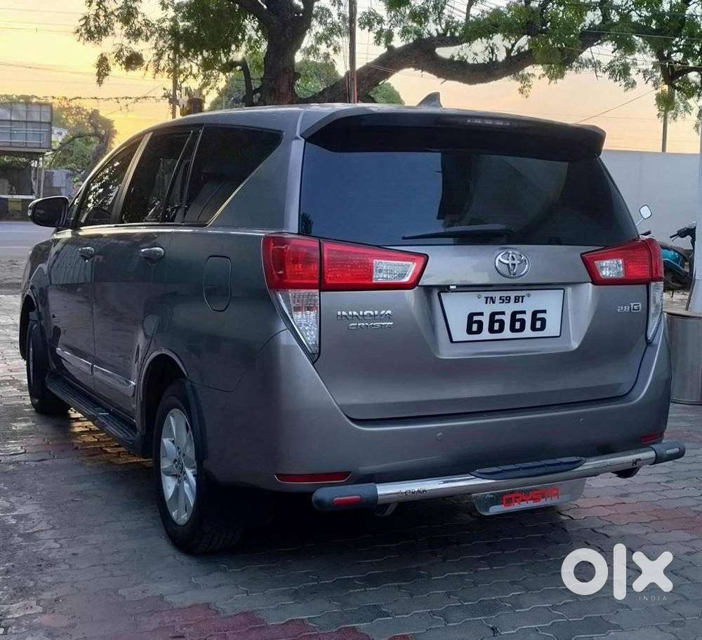 Toyota Innova Crysta 2.8 Gx At, 2017, Diesel