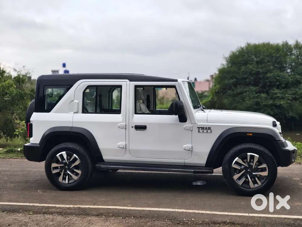 Mahindra Thar Roxx, 2024, Diesel