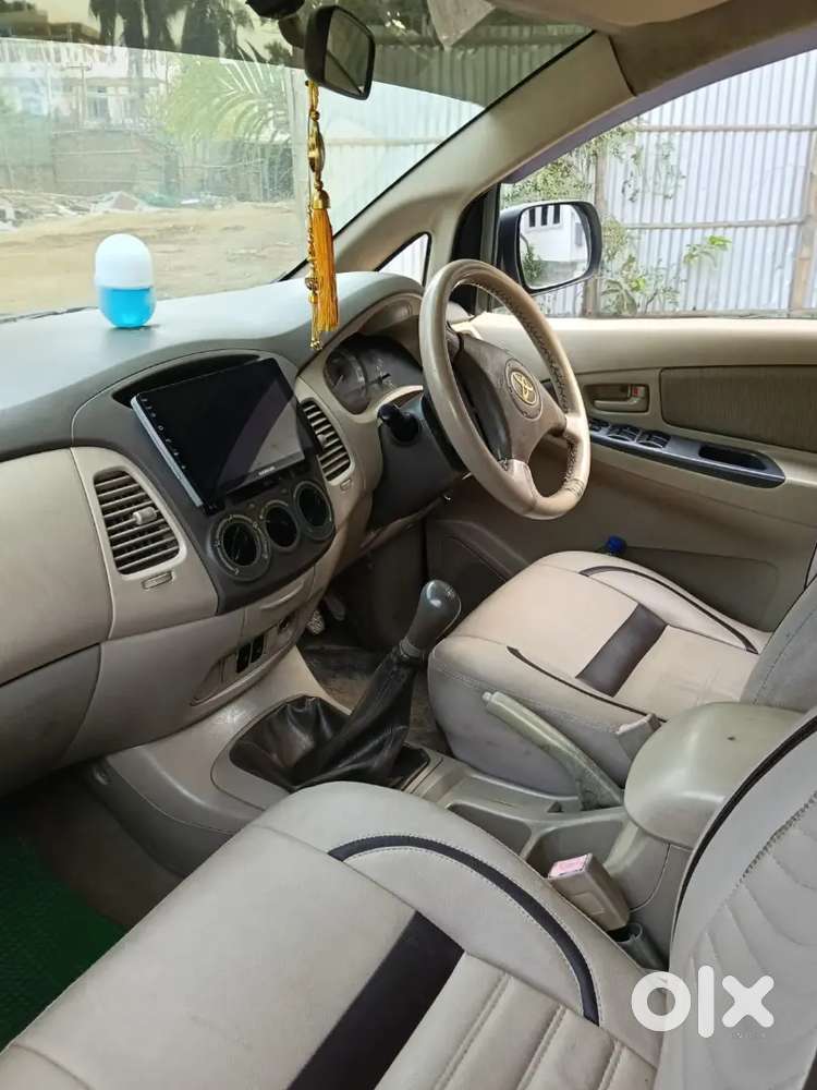 Toyota Innova Diesel 2.5 Manual 2011 In Tip Top Condition