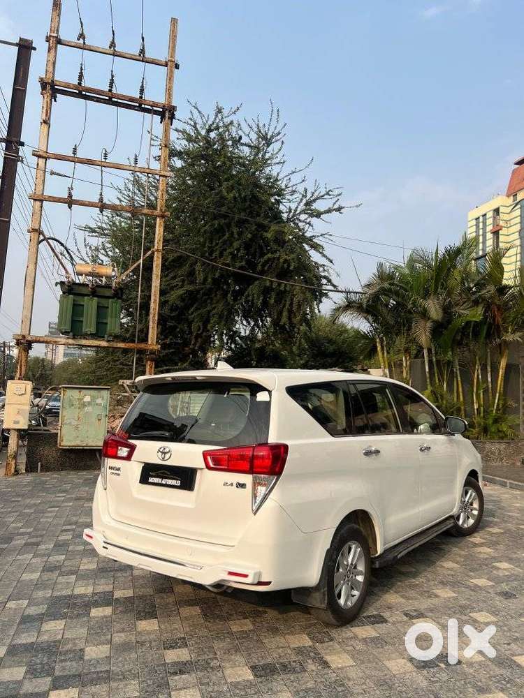 Toyota Innova Crysta 2.4 V 8 Str, 2019, Diesel