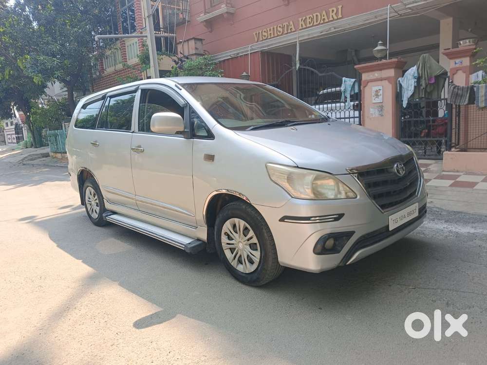 Toyota Innova [2013-2016] 2.5 G4 8 Str, 2014, Diesel