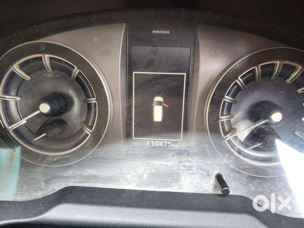 Toyota Innova Crysta 2.4 V 8 Str, 2017, Diesel