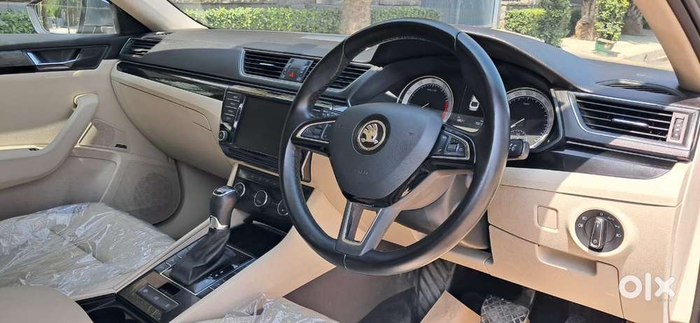 Skoda Superb Lk 1.8 Tsi At, 2017, Petrol