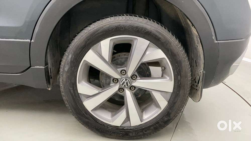 Volkswagen Taigun Topline 1.0 Tsi At (electric Seats), 2022, Petrol