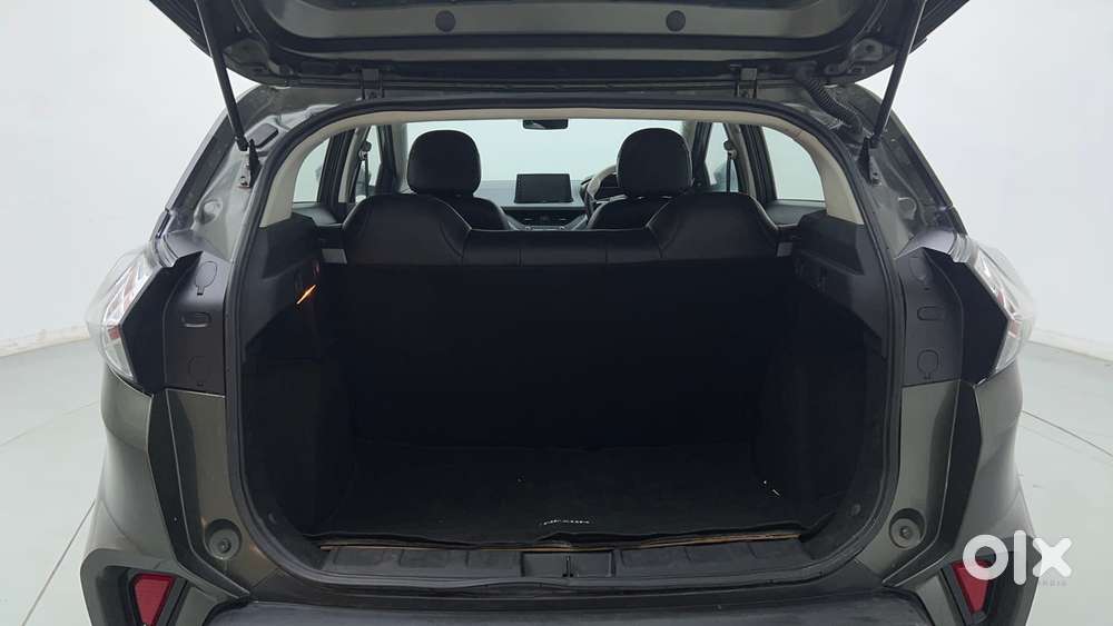 Tata Nexon 1.2 Revotron Xm, 2023, Petrol