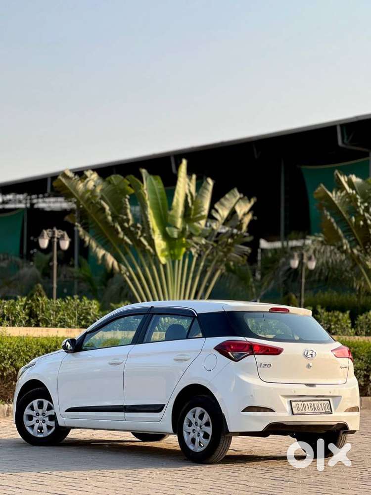 Hyundai Elite I20 Sportz (o) 1.2, 2015, Petrol