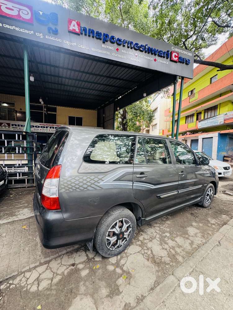 Toyota Innova 2.5 G (Diesel) 8 Seater, 2012, Diesel