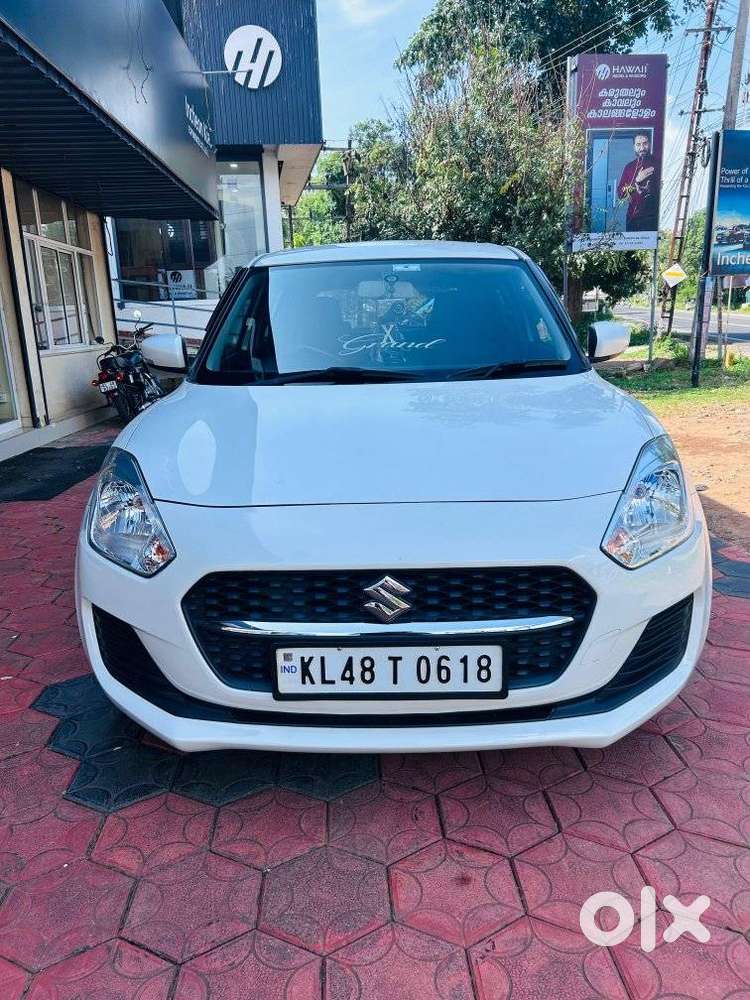 Maruti Suzuki Swift 1.2 Vxi (o), 2023, Petrol