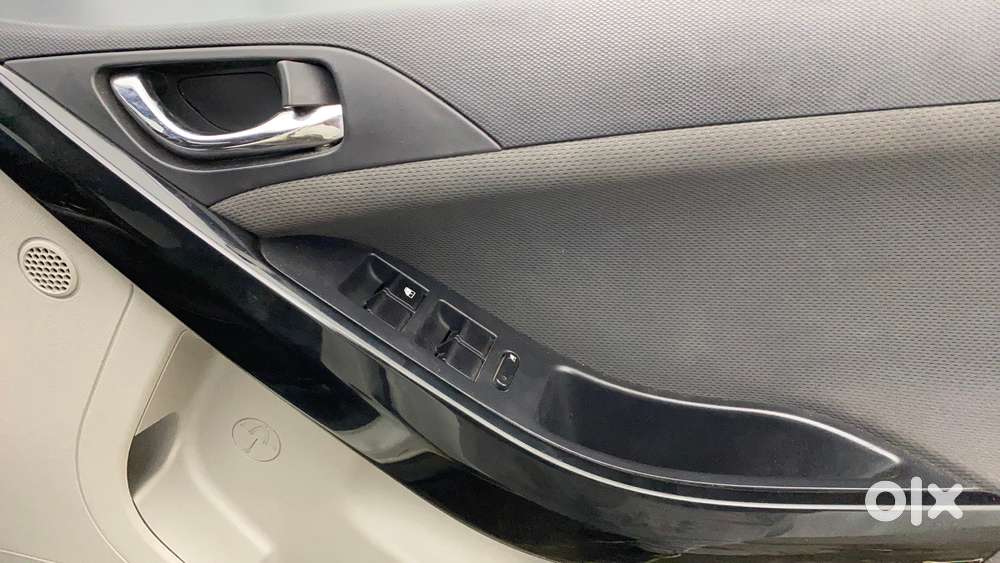 Tata Nexon 1.2 Revotron Xz Plus, 2019, Petrol