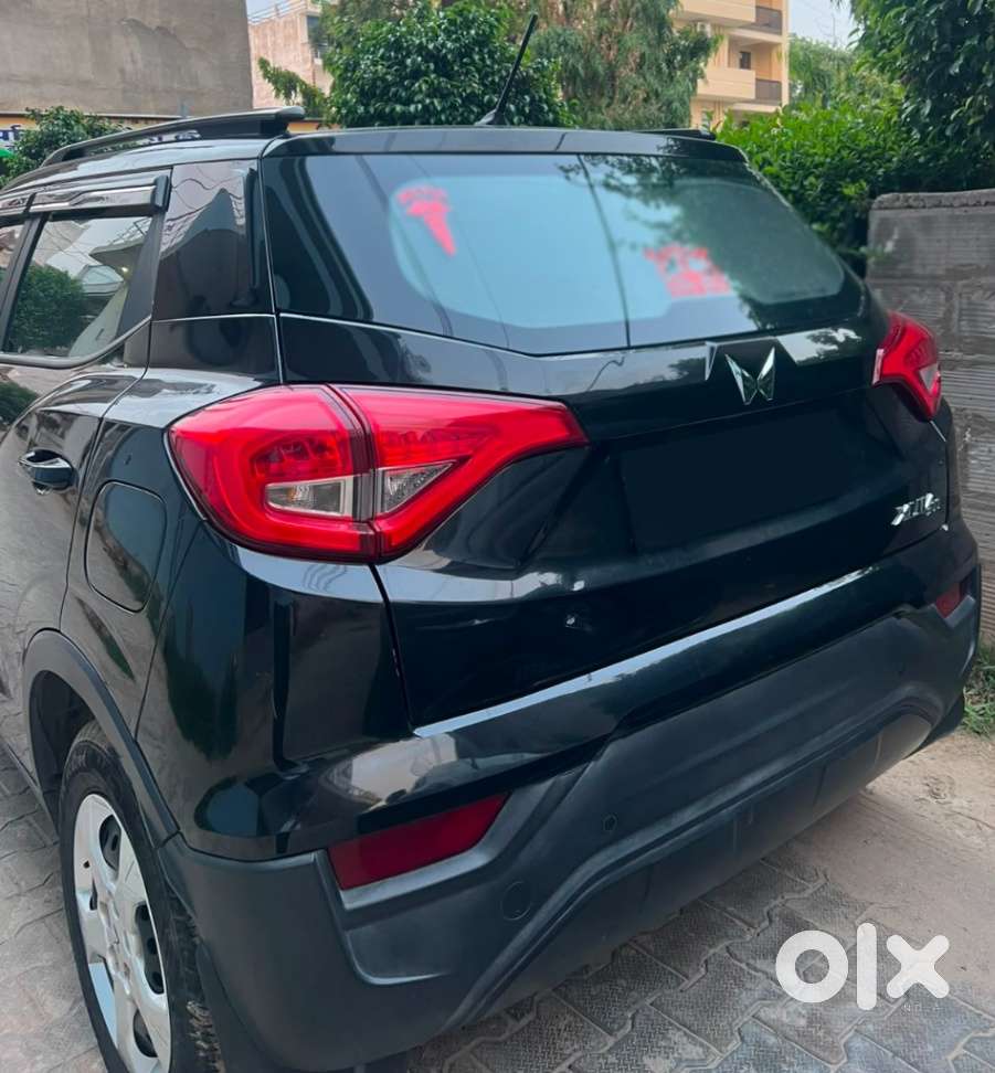 Mahindra Xuv300 W6, 2023, Petrol