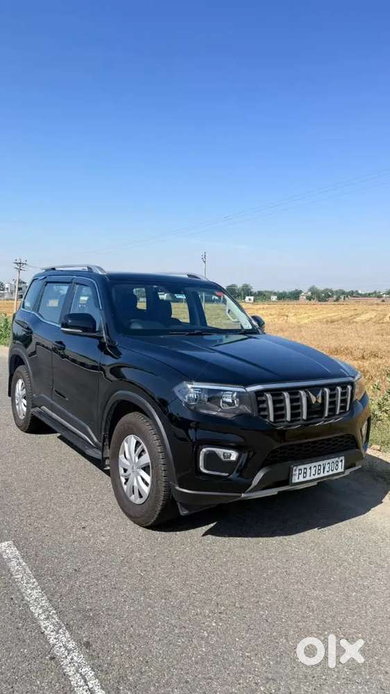 Mahindra Scorpio-n Diesel Z6 Mt 2025