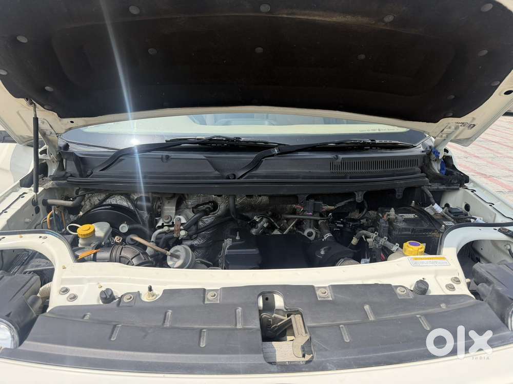 Mahindra Tuv 300 T6 Plus, 2017, Diesel
