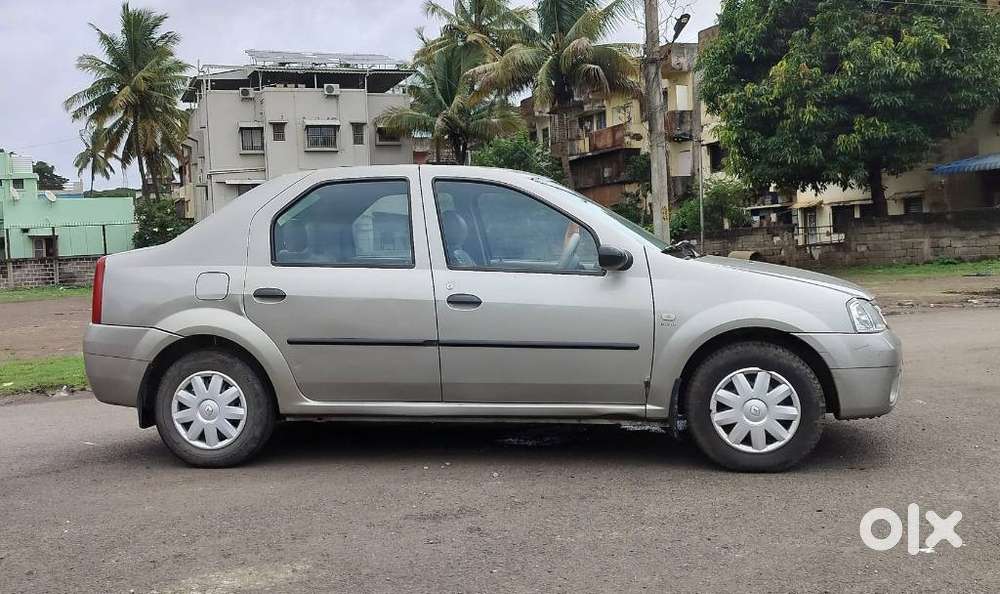 Mahindra Renault Logan Edge 1.4 Glx, 2009, Petrol