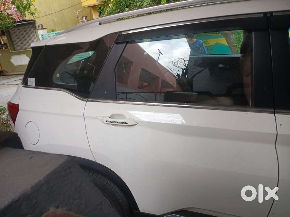 Mg Hector Plus 2021 Petrol 39635 Km Driven
