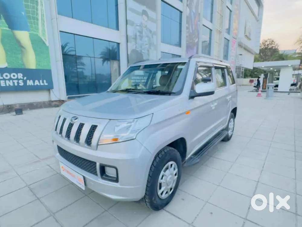 Mahindra Tuv300 T6 ( Diesel) Mt
