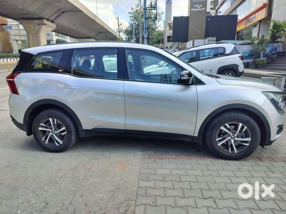 Mahindra Xuv700 2.0 Ax 5 Petrol At Str, 2022, Petrol
