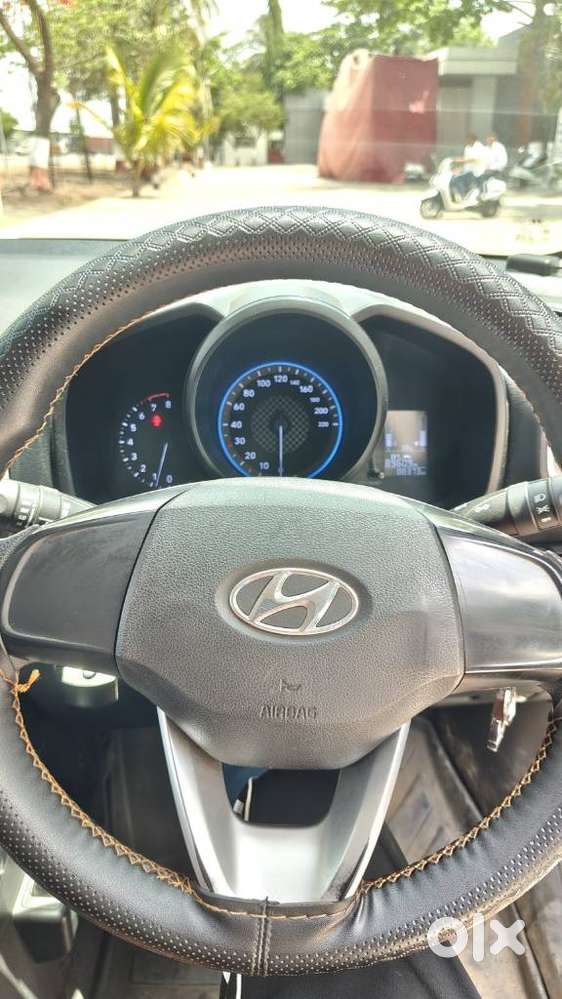 Hyundai Venue E 1.2 Petrol, 2019, Cng & Hybrids