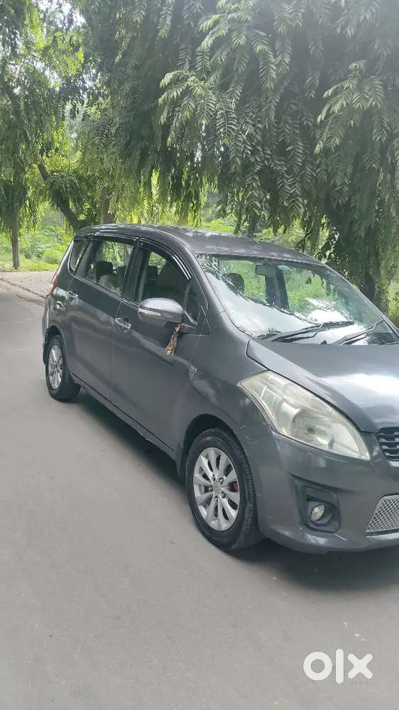Maruti Suzuki Ertiga Zdi 2013