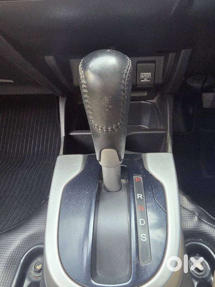 Honda Jazz V Cvt, 2015, Petrol