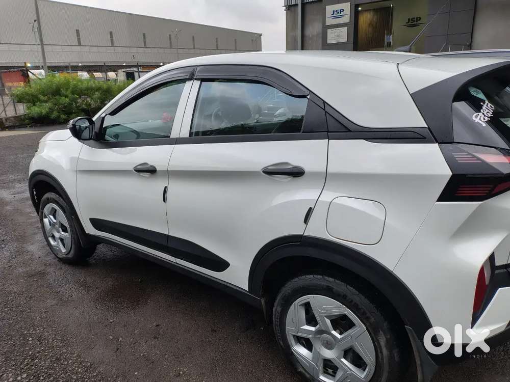 Tata Nexon 2025 Icng Smart Plus Monthly Rental