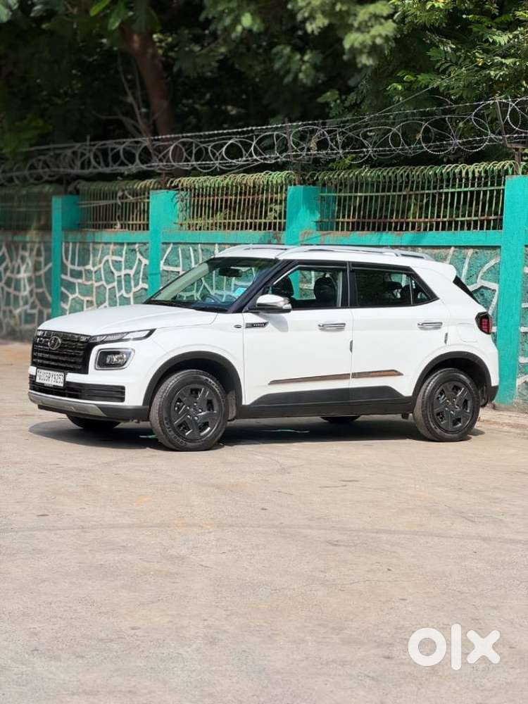 Hyundai New Venue, 2024, Petrol