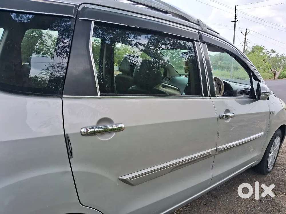 Maruti Suzuki Ertiga 2016