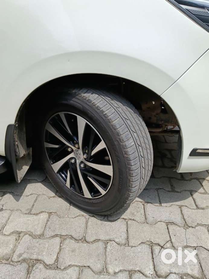 Toyota Innova Crysta [2020-ongoing] 2.4 Zx 7 Str, 2022, Diesel