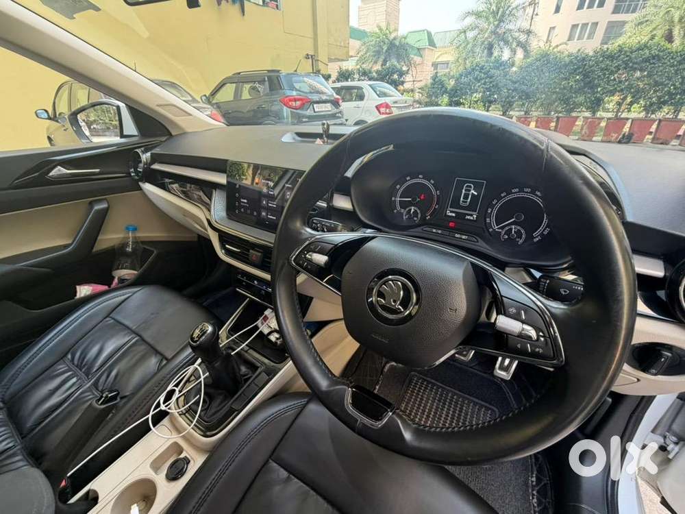 Skoda Slavia 2022 Petrol In Warranty