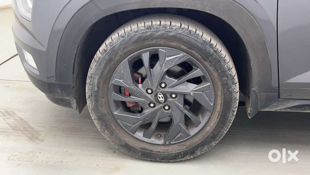 Hyundai Creta Sx (o) 1.5 Petrol Cvt Knight, 2023, Petrol