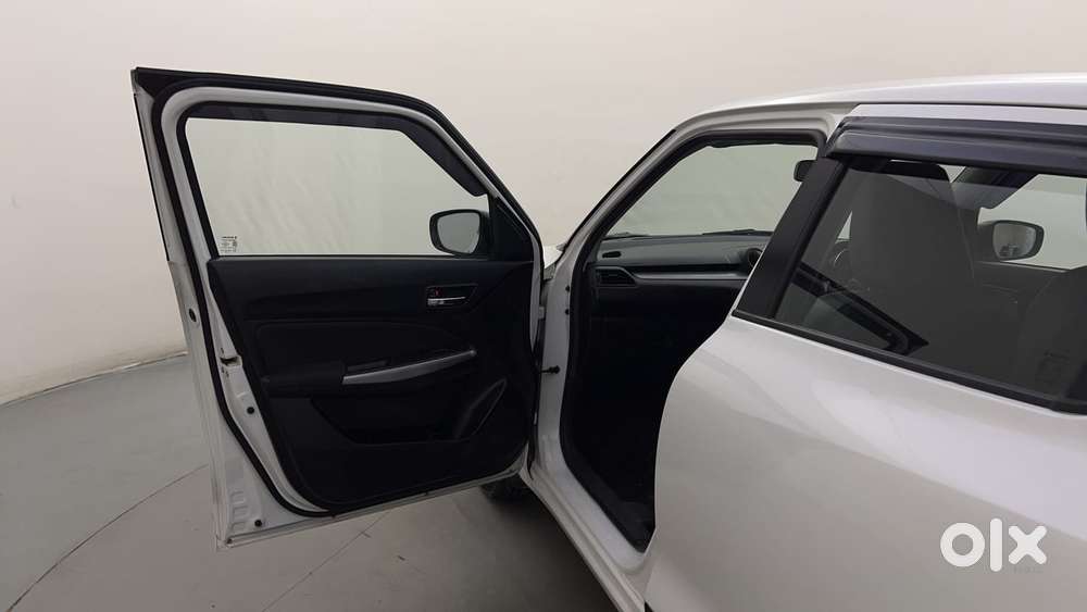 Maruti Suzuki Swift Amt Zxi, 2020, Petrol