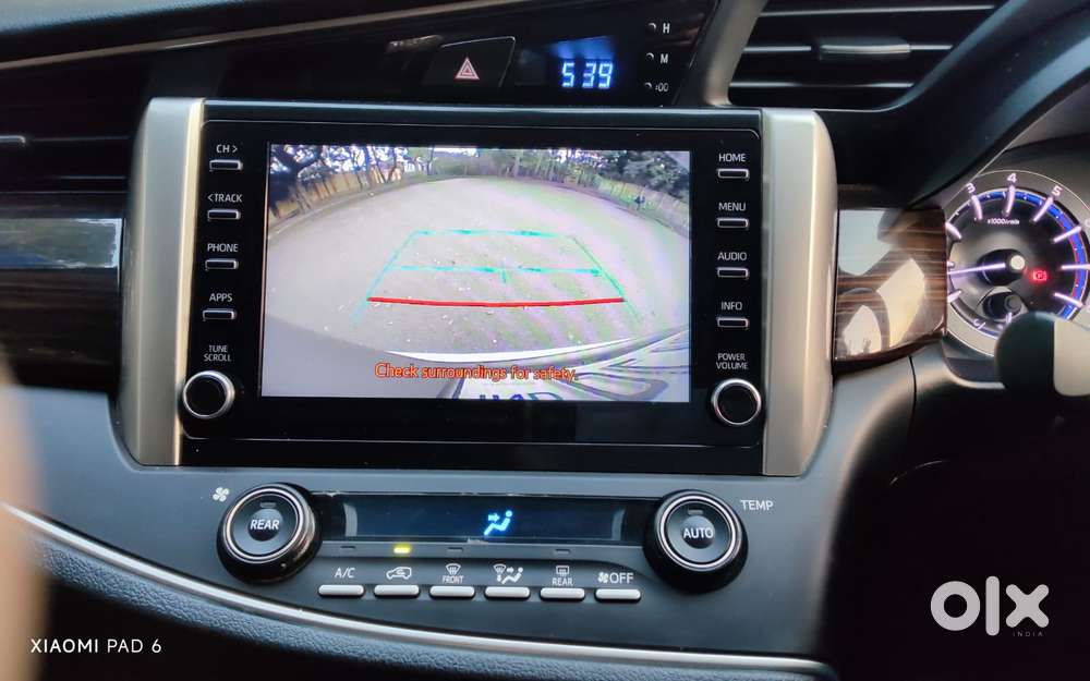 Toyota Innova Crysta