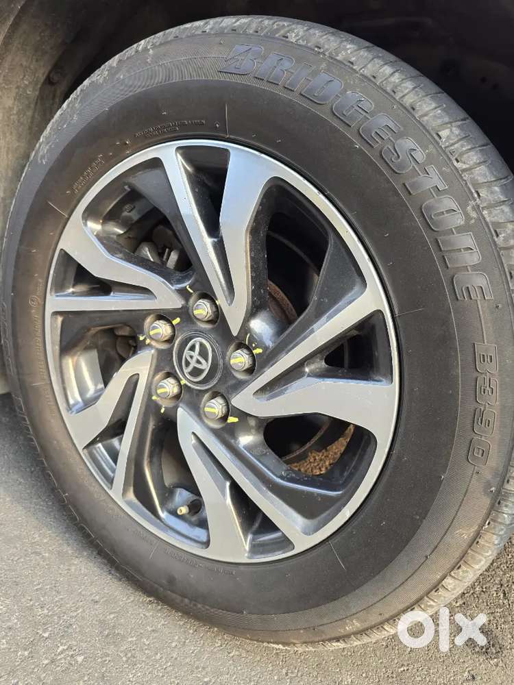 Toyota Innova Crysta 2021 Diesel 109000 Km Driven