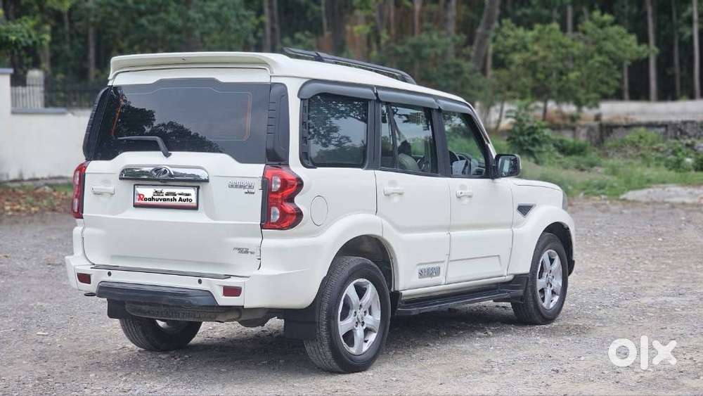Mahindra Scorpio S11 Mt 7s, 2021, Diesel