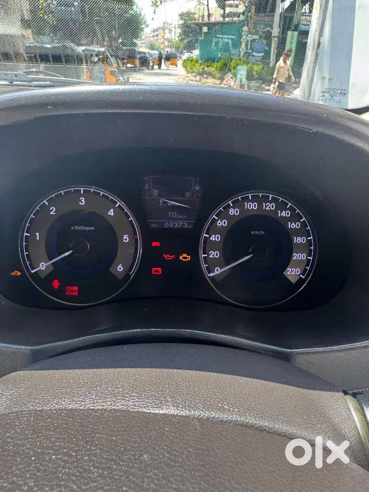 Excellent Condition Hyundai Verna 1.6 Crdi Sx  Single Owner  Only 69