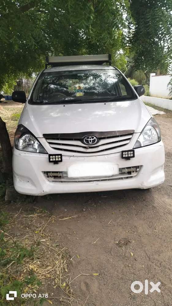Toyota Innova 2.0 E 2008