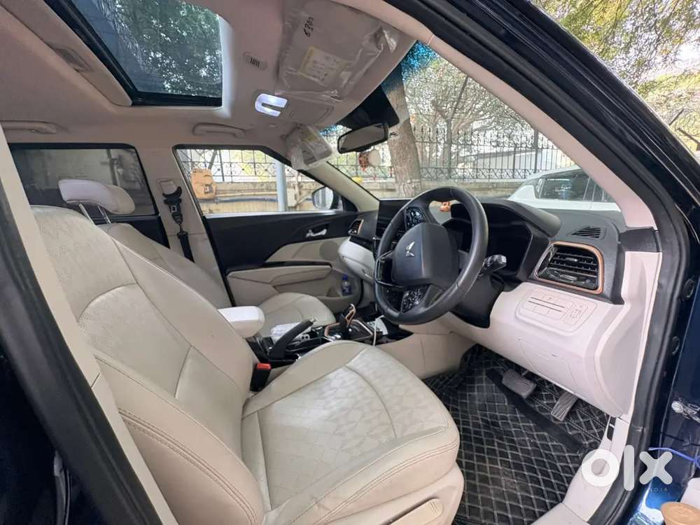 Mahindra Xuv400 Ev 2024 Electric 23000 Km Driven