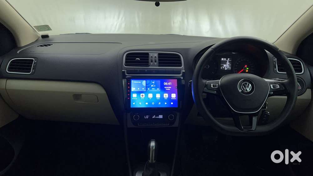 Volkswagen Vento 1.6 Highline, 2022, Petrol