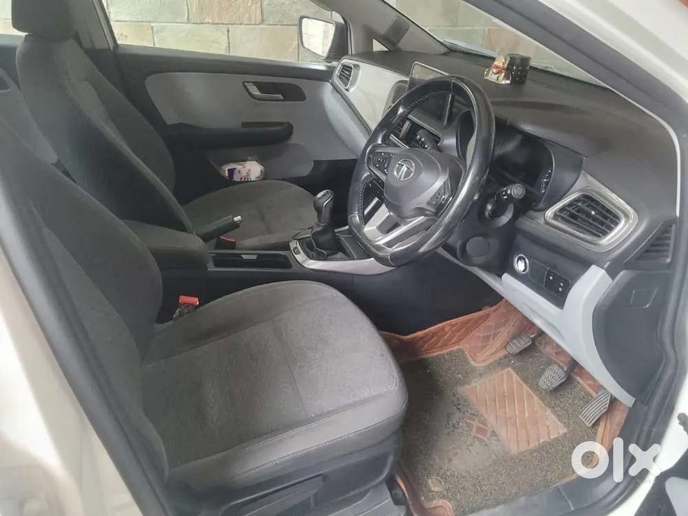 Tata Altroz Petrol 2020