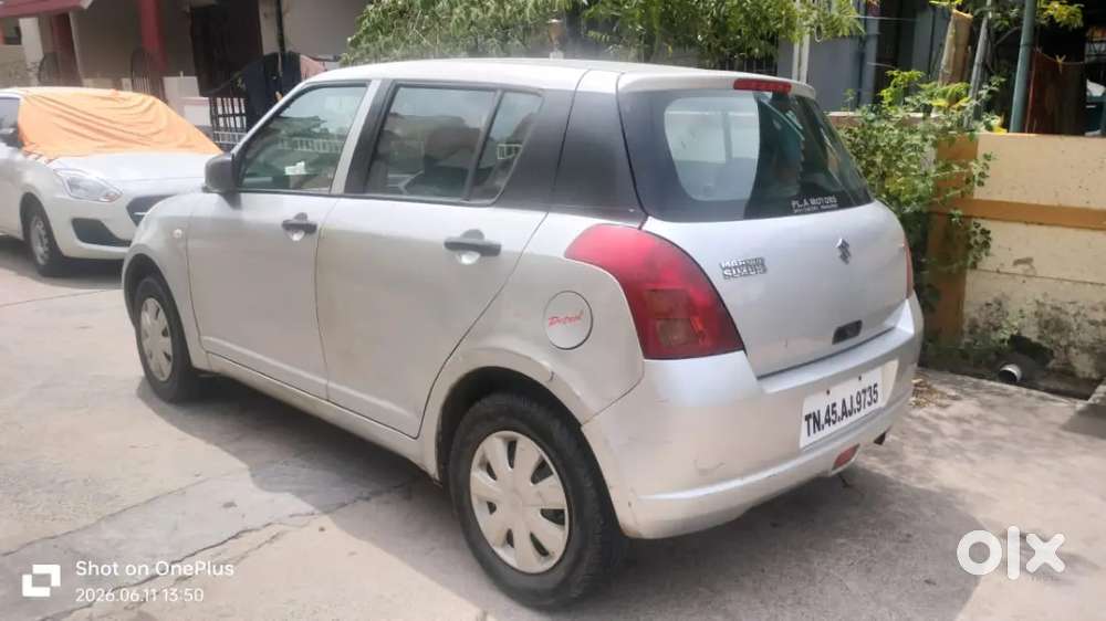 Maruti Suzuki Swift 2007 Petrol 130000 Km Driven