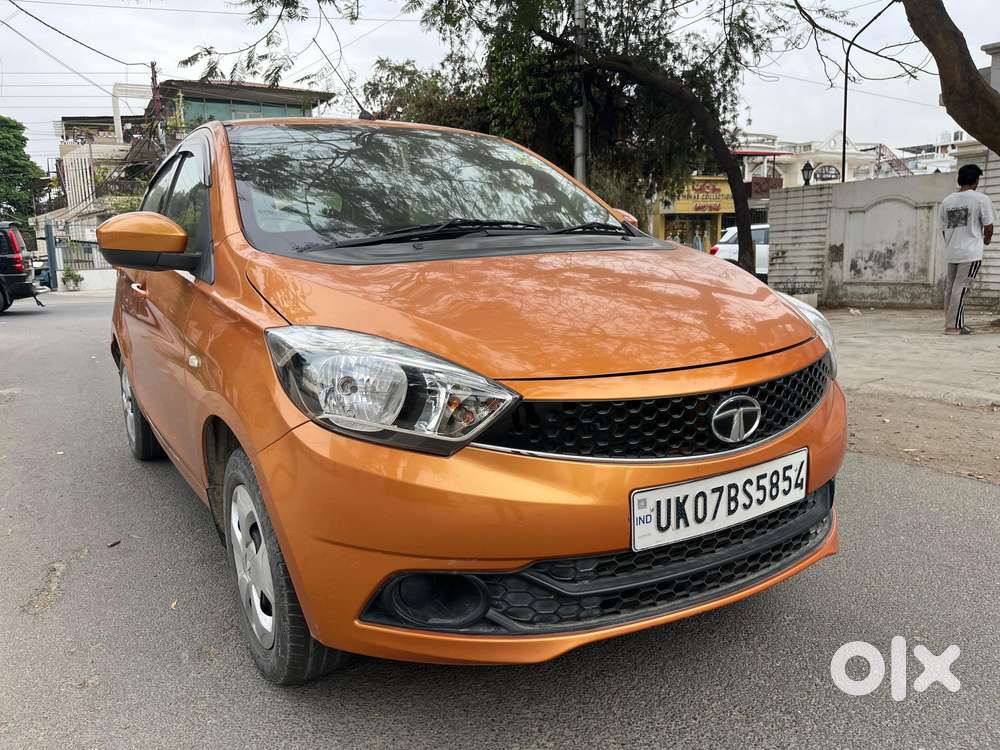 Tata Tiago 1.2 Revotron Xt (o), 2016, Petrol